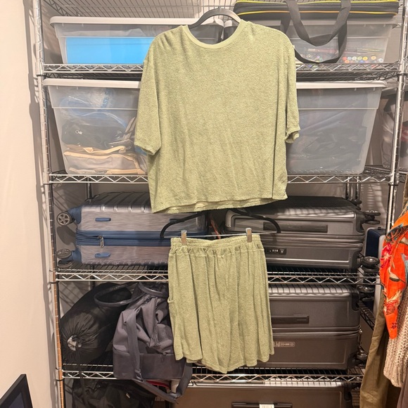 Easy Clothes Khaki Callie Set - Picture 2 of 7